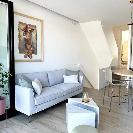 Semesterbostad Marina Dream House *